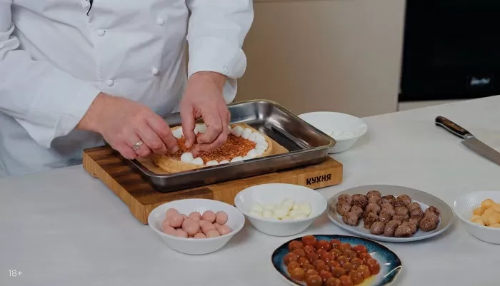 Пирог с сыром и фрикдельками - рецепт от Константина Ивлева