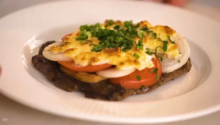 Мясо по-Французски - рецепт от Константина Ивлева