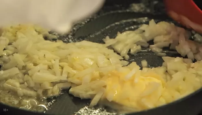 Пирожки с мясом - рецепт от Константина Ивлева