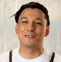 Худайберди Бабакулыев — участник шоу  «Молодые ножи» с Ивлевым