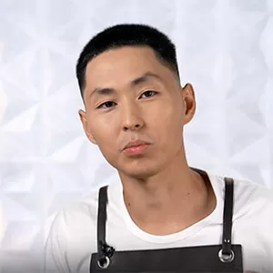 Ельдар Есентаев — участник шоу  «Молодые ножи» с Ивлевым