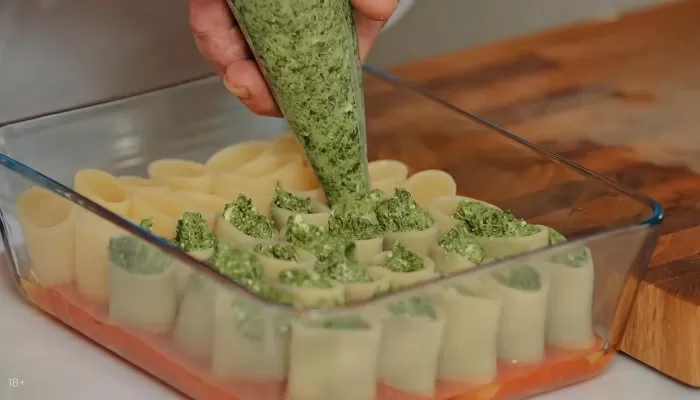 Паккери с сыром и шпинатгом - рецепт от Константина Ивлева