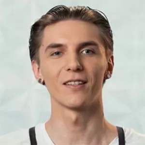 Илья Корейша — участник шоу  «Молодые ножи» с Ивлевым