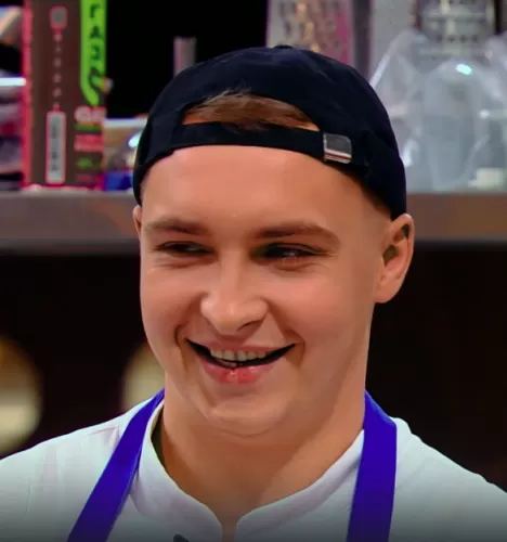 Данил Горбунов — участник шоу  «Полная посадка» с Ивлевым