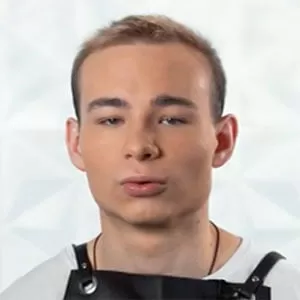 Иван Скляров — участник шоу  «Молодые ножи» с Ивлевым