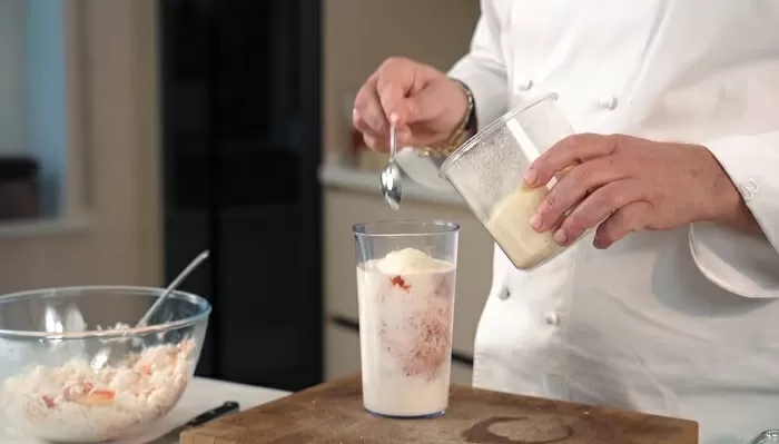 Фаршированные перцы с крабовым мясом - рецепт от Константина Ивлева