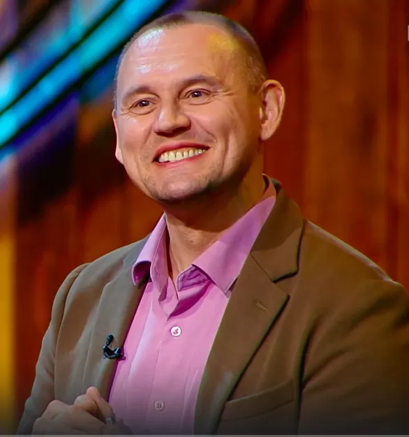 Степан Меньщиков  — участник шоу  «Битва шефов. Звёзды» с Ивлевым