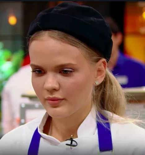 Елизавета Семенова — участник шоу  «Полная посадка» с Ивлевым