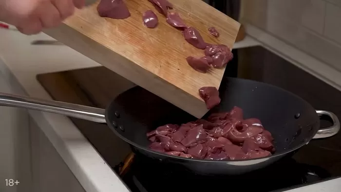 Паштет из куриной печени - рецепт от Константина Ивлева