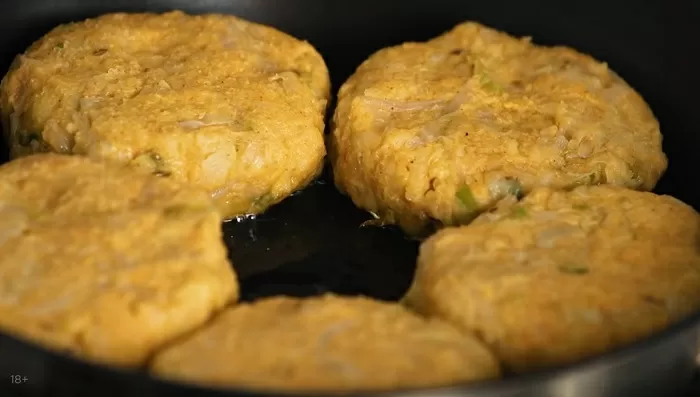 Котлеты из картофеля и капусты - рецепт от Константина Ивлева