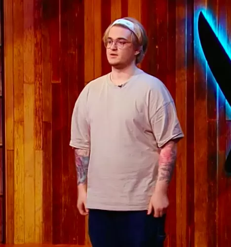 Ахсарбек Хутиев — участник шоу  «Битва шефов» с Ивлевым