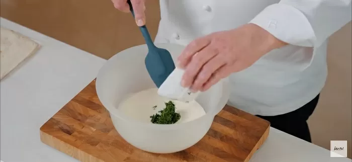 Мясной пирог в лаваше - рецепт от Константина Ивлева