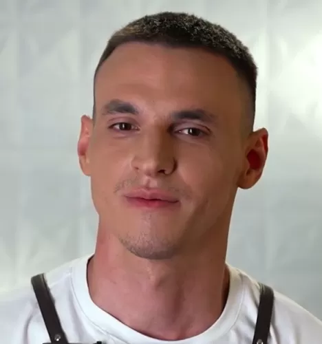 Тимур Алиев — участник шоу  «Молодые ножи» с Ивлевым