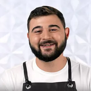 Александр Власов — участник шоу  «Молодые ножи» с Ивлевым