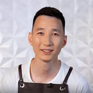 Николай Софронов — участник шоу  «Молодые ножи» с Ивлевым