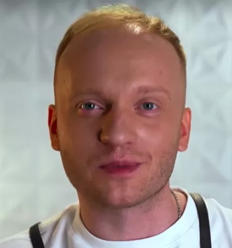 Кирилл Авдеев — участник шоу  «Молодые ножи» с Ивлевым