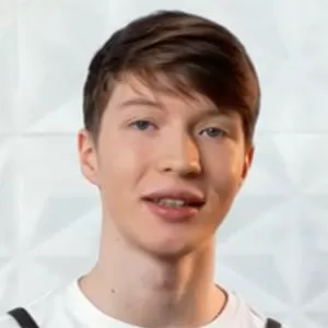 Тимур Устинов — участник шоу  «Молодые ножи» с Ивлевым