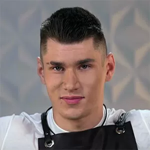 Александр Силаев — участник шоу  «Молодые ножи» с Ивлевым