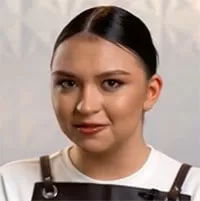 Алиса Скребцова — участник шоу  «Молодые ножи» с Ивлевым