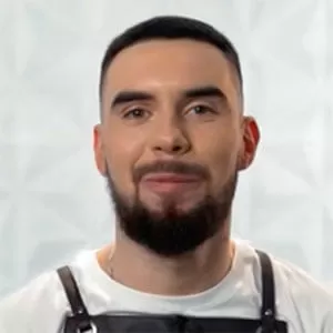 Константин Фомин — участник шоу  «Молодые ножи» с Ивлевым