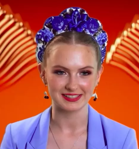 Александра Рогова — участник шоу  «Полная посадка Молодые ножи» с Ивлевым