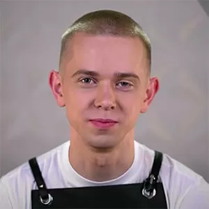 Константин Морозов — участник шоу  «Молодые ножи» с Ивлевым