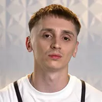 Роман Поздняков — участник шоу  «Молодые ножи» с Ивлевым