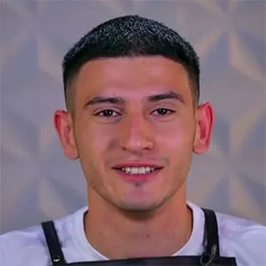 Мгер Арутюнян — участник шоу  «Молодые ножи» с Ивлевым