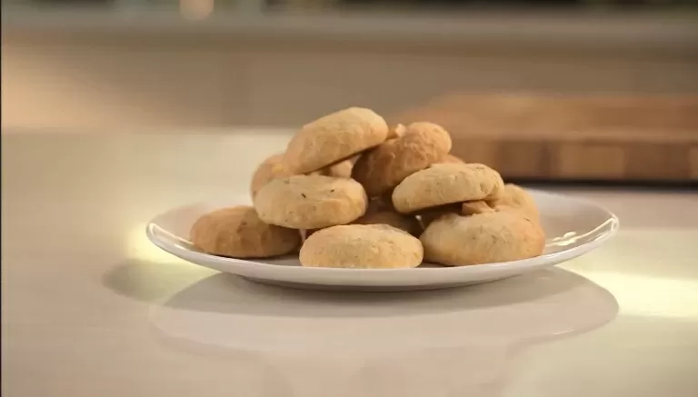 Сырное печенье - рецепт от Константина Ивлева