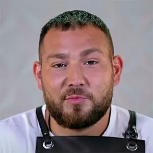 Адель Ахметов — участник шоу  «Молодые ножи» с Ивлевым