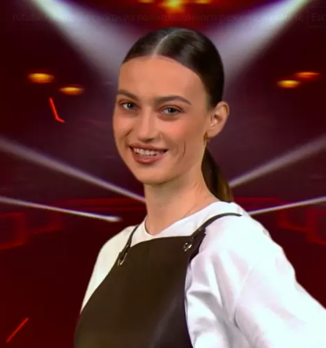 Олеся Хандусь — участник шоу  «Молодые ножи» с Ивлевым