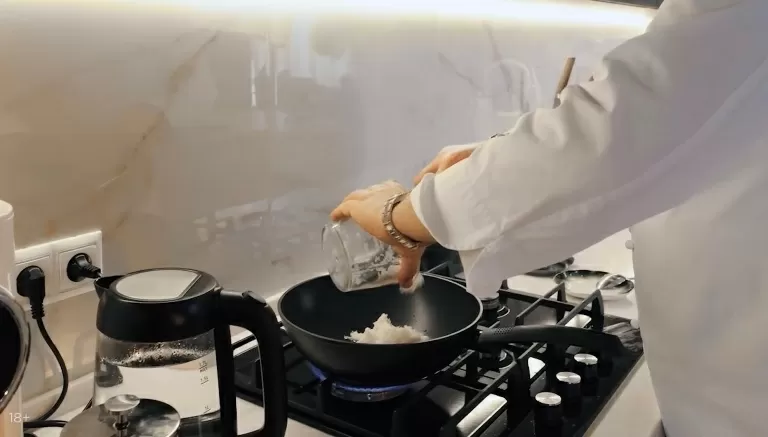 Курица в соусе кари - рецепт от Константина Ивлева