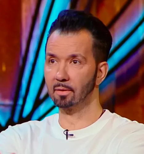 Денис Клявер — участник шоу  «Битва шефов. Звёзды» с Ивлевым