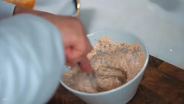 Хрустящие козетки с сосисками и сыром - рецепт от Константина Ивлева