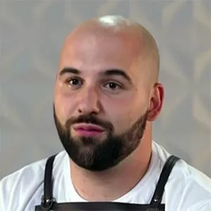 Петрос Казаков — участник шоу  «Молодые ножи» с Ивлевым