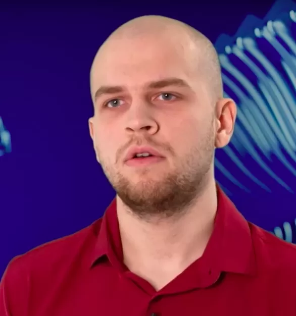 Дамир Давлетов