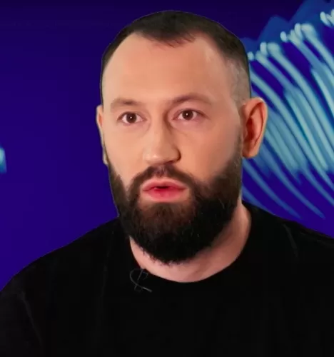 Тимур Якубов — участник шоу  «Полная посадка» с Ивлевым