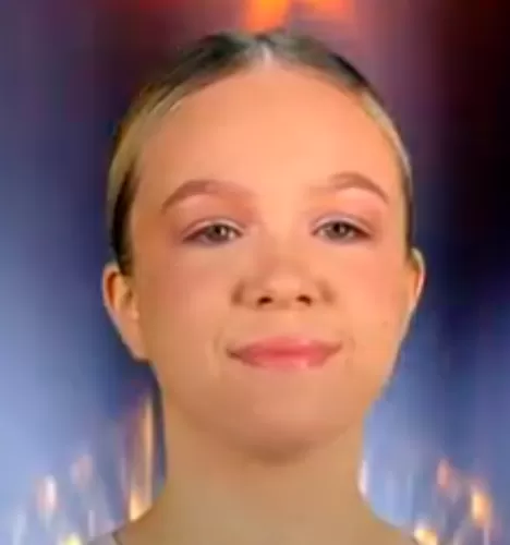 Валерия Лукова — участник шоу  «Молодые ножи» с Ивлевым