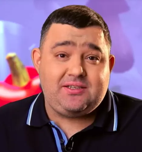 Руслан Асташкин — участник шоу  «Битва шефов» с Ивлевым