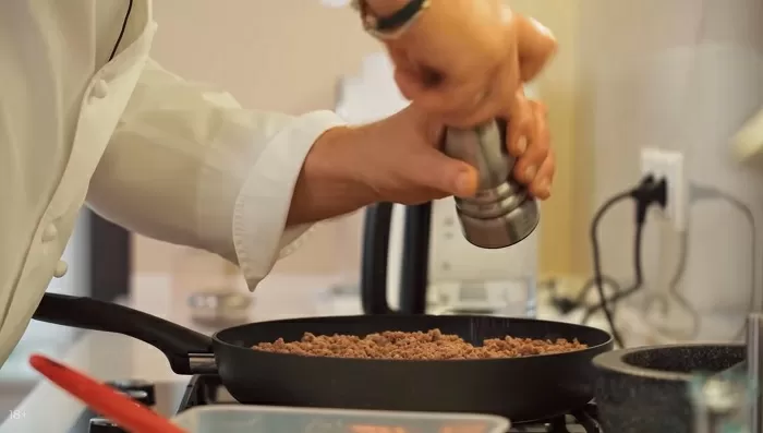 Пирожки с мясом - рецепт от Константина Ивлева