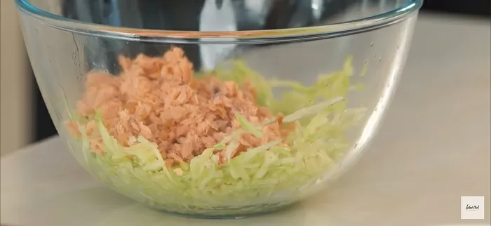 Драники из кабачков с горбушей - рецепт от Константина Ивлева