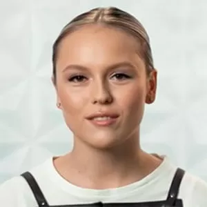 Милена Шенчилова — участник шоу  «Молодые ножи» с Ивлевым