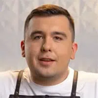 Артем Потапов — участник шоу  «Молодые ножи» с Ивлевым