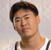 Султан Шанаев — участник шоу  «Молодые ножи» с Ивлевым