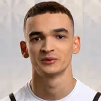 Роберт Калмыков — участник шоу  «Молодые ножи» с Ивлевым